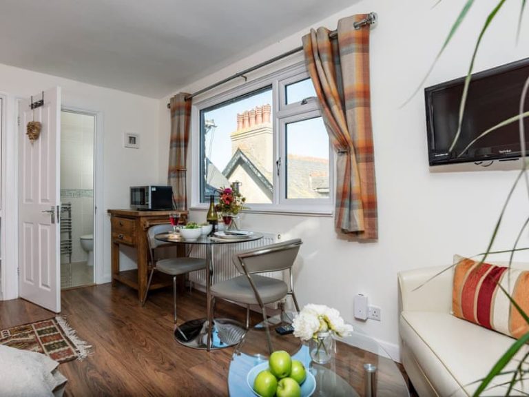 self catering holiday apartments in Brixham