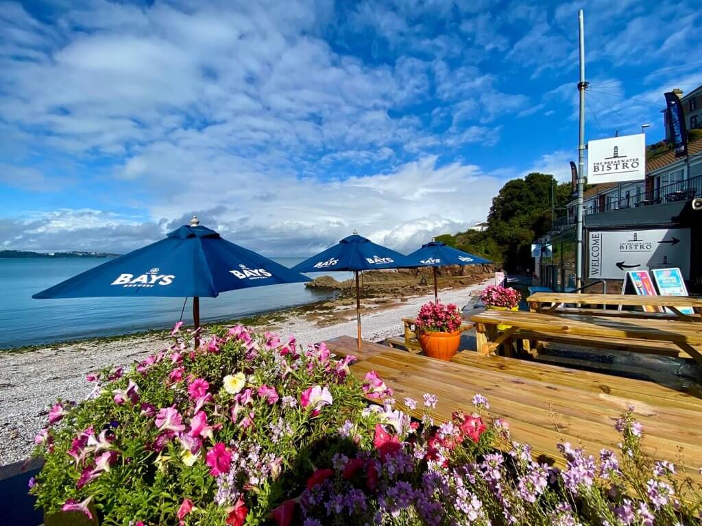 breakwater_bistro_beach